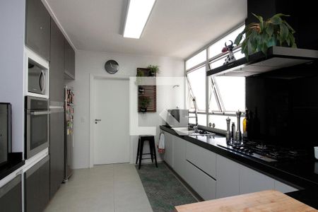 Apartamento à venda com 184m², 4 quartos e 2 vagasCozinha