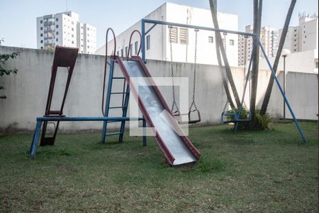 Apartamento para alugar com 55m², 2 quartos e 2 vagasÁrea comum - Playground