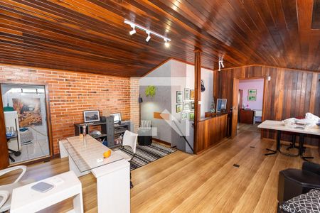 Escritório de casa à venda com 4 quartos, 275m² em Seminário, Curitiba