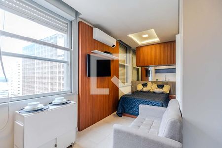 Sala/Quarto de kitnet/studio para alugar com 1 quarto, 25m² em Centro Histórico, Porto Alegre
