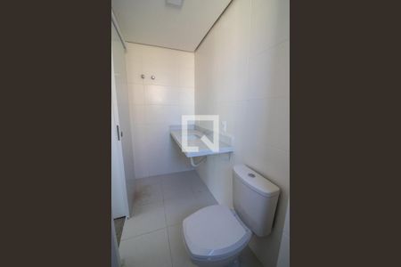 Apartamento à venda com 107m², 3 quartos e 2 vagas Apartamento à venda com 107m², 3 quartos e 2 vagasBanheiro da Suíte 2