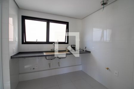 Apartamento à venda com 107m², 3 quartos e 2 vagas Apartamento à venda com 107m², 3 quartos e 2 vagasCozinha e Área de Serviço