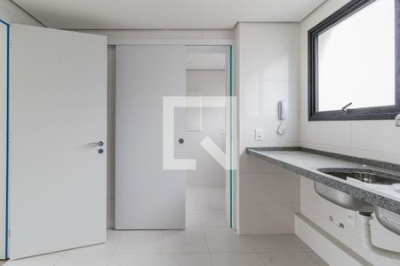 Apartamento à venda com 107m², 3 quartos e 2 vagas Apartamento à venda com 107m², 3 quartos e 2 vagasCozinha