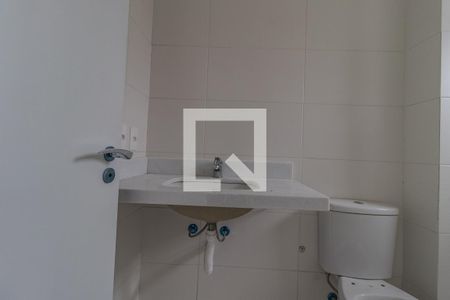 Apartamento à venda com 107m², 3 quartos e 2 vagas Apartamento à venda com 107m², 3 quartos e 2 vagasBanheiro da Suite 1