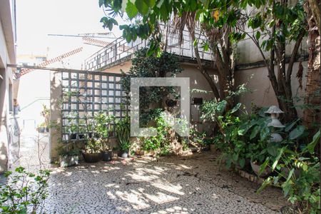 Casa para alugar com 550m², 4 quartos e 4 vagasQuintal