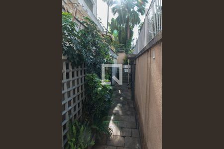 Casa para alugar com 550m², 4 quartos e 4 vagasEntrada