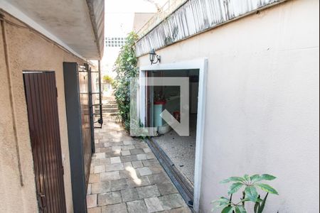 Casa para alugar com 550m², 4 quartos e 4 vagasEntrada