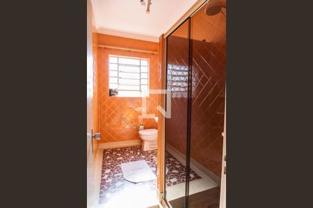 Casa para alugar com 550m², 4 quartos e 4 vagasBanheiro 1