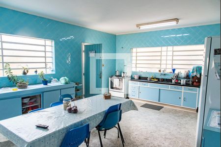 Casa para alugar com 550m², 4 quartos e 4 vagasCozinha