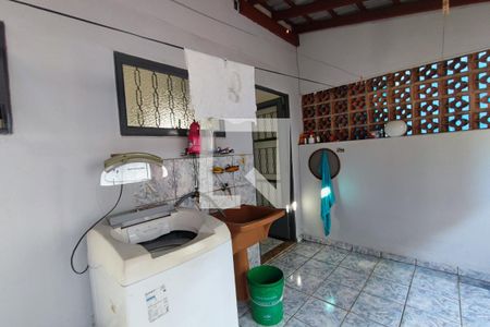 Casa à venda com 174m², 4 quartos e 6 vagasÁrea de Serviço