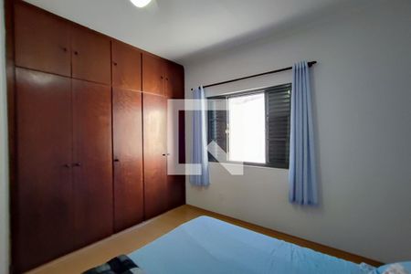 Casa à venda com 174m², 4 quartos e 6 vagasQuarto 2