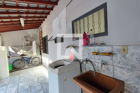 Casa à venda com 174m², 4 quartos e 6 vagasÁrea de Serviço