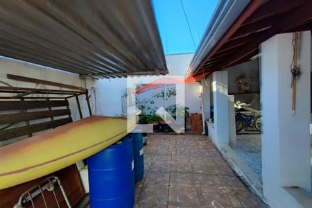 Casa à venda com 174m², 4 quartos e 6 vagasQuintal