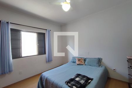 Casa à venda com 174m², 4 quartos e 6 vagasQuarto 2