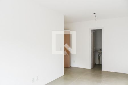 Suíte de apartamento para alugar com 2 quartos, 67m² em Passo da Areia, Porto Alegre