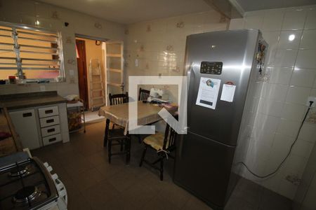 Casa à venda com 165m², 4 quartos e 2 vagasCozinha