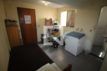 Casa à venda com 165m², 4 quartos e 2 vagasQuarto 3 