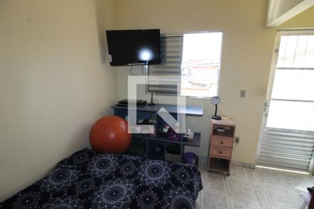 Casa à venda com 165m², 4 quartos e 2 vagasQuarto 4