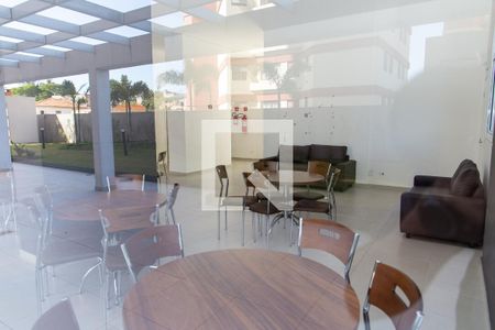 Apartamento para alugar com 55m², 2 quartos e 1 vagaÁrea Comum