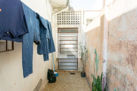 Casa à venda com 200m², 4 quartos e 3 vagas Casa à venda com 200m², 4 quartos e 3 vagasÁrea Externa