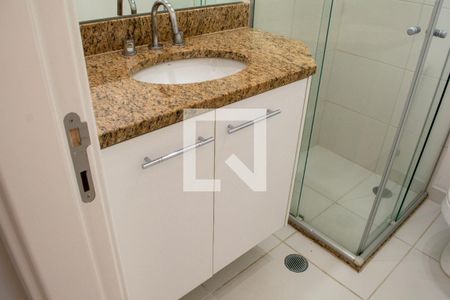 Apartamento para alugar com 56m², 2 quartos e 1 vaga Apartamento para alugar com 56m², 2 quartos e 1 vagaBanheiro da Suíte