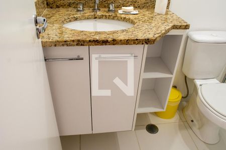 Apartamento para alugar com 56m², 2 quartos e 1 vaga Apartamento para alugar com 56m², 2 quartos e 1 vagaBanheiro