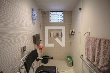 Apartamento à venda com 141m², 4 quartos e 2 vagasBanheiro da Suíte