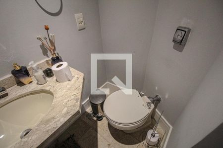 Apartamento à venda com 141m², 4 quartos e 2 vagasLavabo