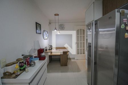 Apartamento à venda com 141m², 4 quartos e 2 vagasCozinha
