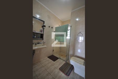 Casa para alugar com 600m², 3 quartos e 6 vagasBanheiro Social