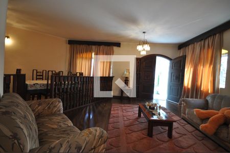 Sala de casa para alugar com 3 quartos, 600m² em Jardim Guapira, São Paulo