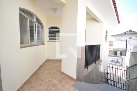 Casa para alugar com 600m², 3 quartos e 6 vagasQuintal