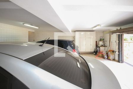 Casa à venda com 400m², 3 quartos e 3 vagasGaragem