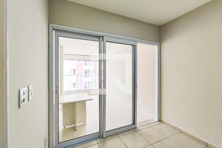 Sala de apartamento para alugar com 2 quartos, 57m² em Parque Imperial, São Paulo