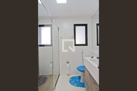 Apartamento à venda com 230m², 4 quartos e 3 vagasBanheiro da Suíte 3