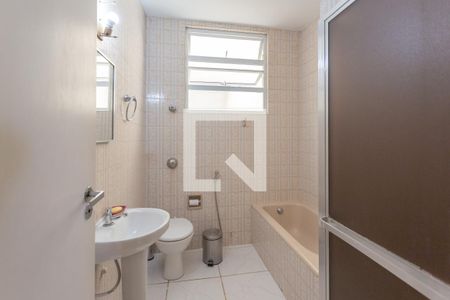 Apartamento à venda com 117m², 3 quartos e 1 vaga Apartamento à venda com 117m², 3 quartos e 1 vagaBanheiro