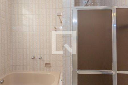 Apartamento à venda com 117m², 3 quartos e 1 vaga Apartamento à venda com 117m², 3 quartos e 1 vagaBanheiro