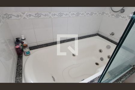 Apartamento à venda com 101m², 3 quartos e 2 vagasBanheiro