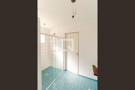 Casa à venda com 380m², 3 quartos e 8 vagasBanheiro 01