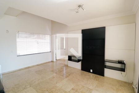 Casa à venda com 380m², 3 quartos e 8 vagasSalas