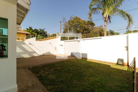 Casa à venda com 380m², 3 quartos e 8 vagasGaragem