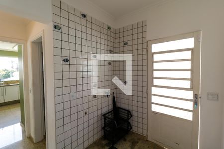 Casa à venda com 380m², 3 quartos e 8 vagasÁrea de Serviço