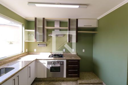 Casa à venda com 380m², 3 quartos e 8 vagasCozinha