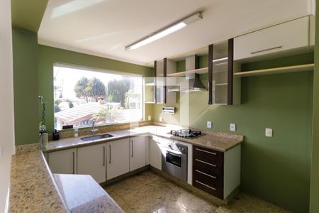 Casa à venda com 380m², 3 quartos e 8 vagasCozinha