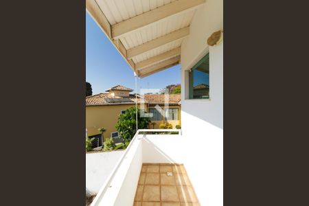 Casa à venda com 380m², 3 quartos e 8 vagasSacada da Suíte 01