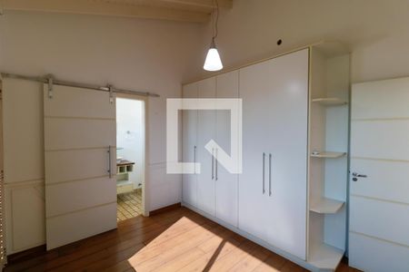 Casa à venda com 380m², 3 quartos e 8 vagasSuíte 01