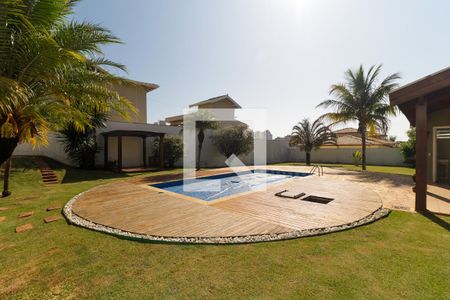 Casa à venda com 380m², 3 quartos e 8 vagasQuintal