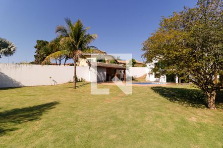 Casa à venda com 380m², 3 quartos e 8 vagasQuintal