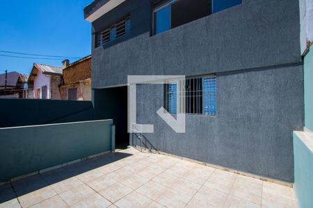 Casa para alugar com 56m², 1 quarto e sem vagaQuintal