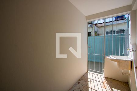 Casa para alugar com 56m², 1 quarto e sem vagaÁrea de serviço